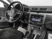 VVolkswagen Passat 2012 г.в.