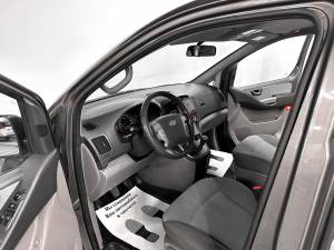 Hyundai H-1