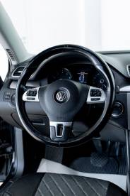 VVolkswagen Passat 2011 г.в.