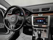 VVolkswagen Passat 2013 г.в.