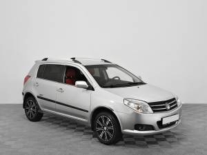 Geely MK Cross
